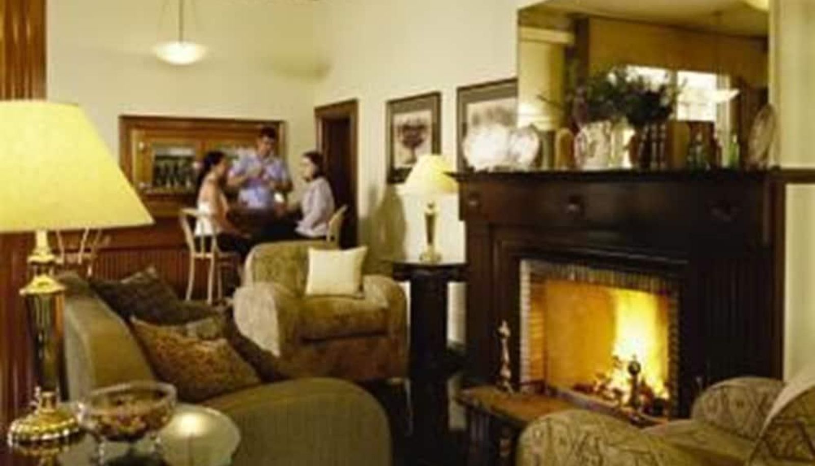 Hall - Royal Exchange Hotel