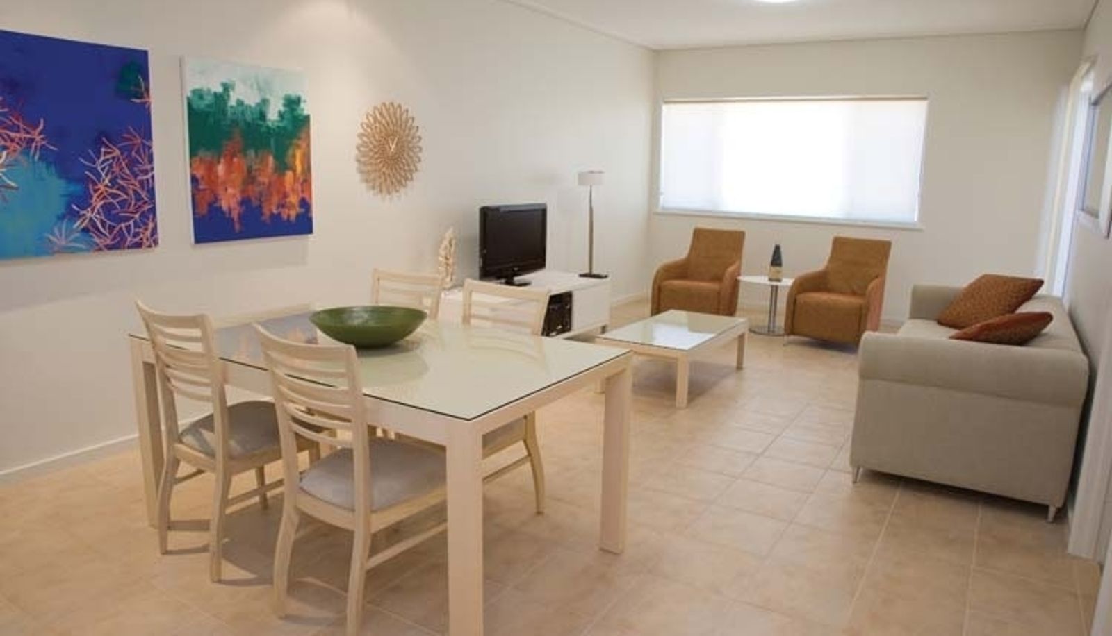Info - Broadwater Mariner Resort