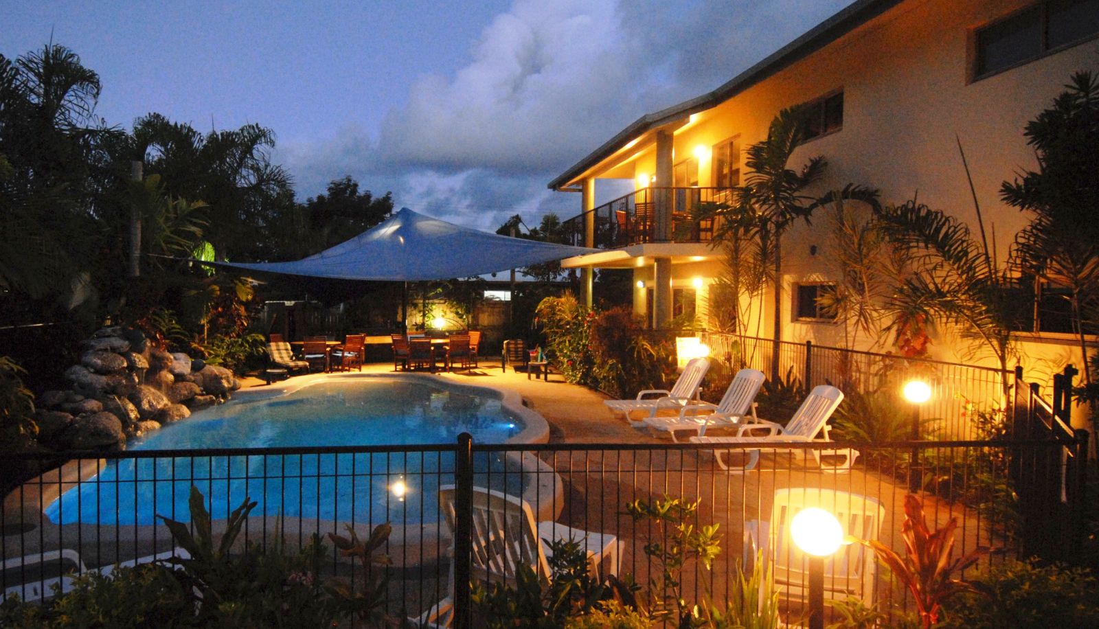 Piscina - Mission Reef Resort