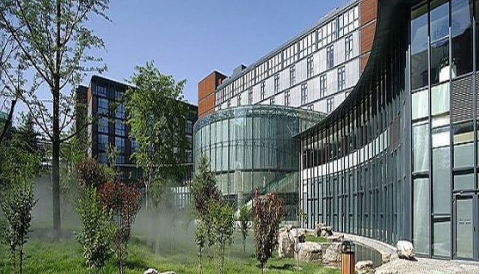 Area esterna dell'hotel - THE LAKE VIEW HOTEL
