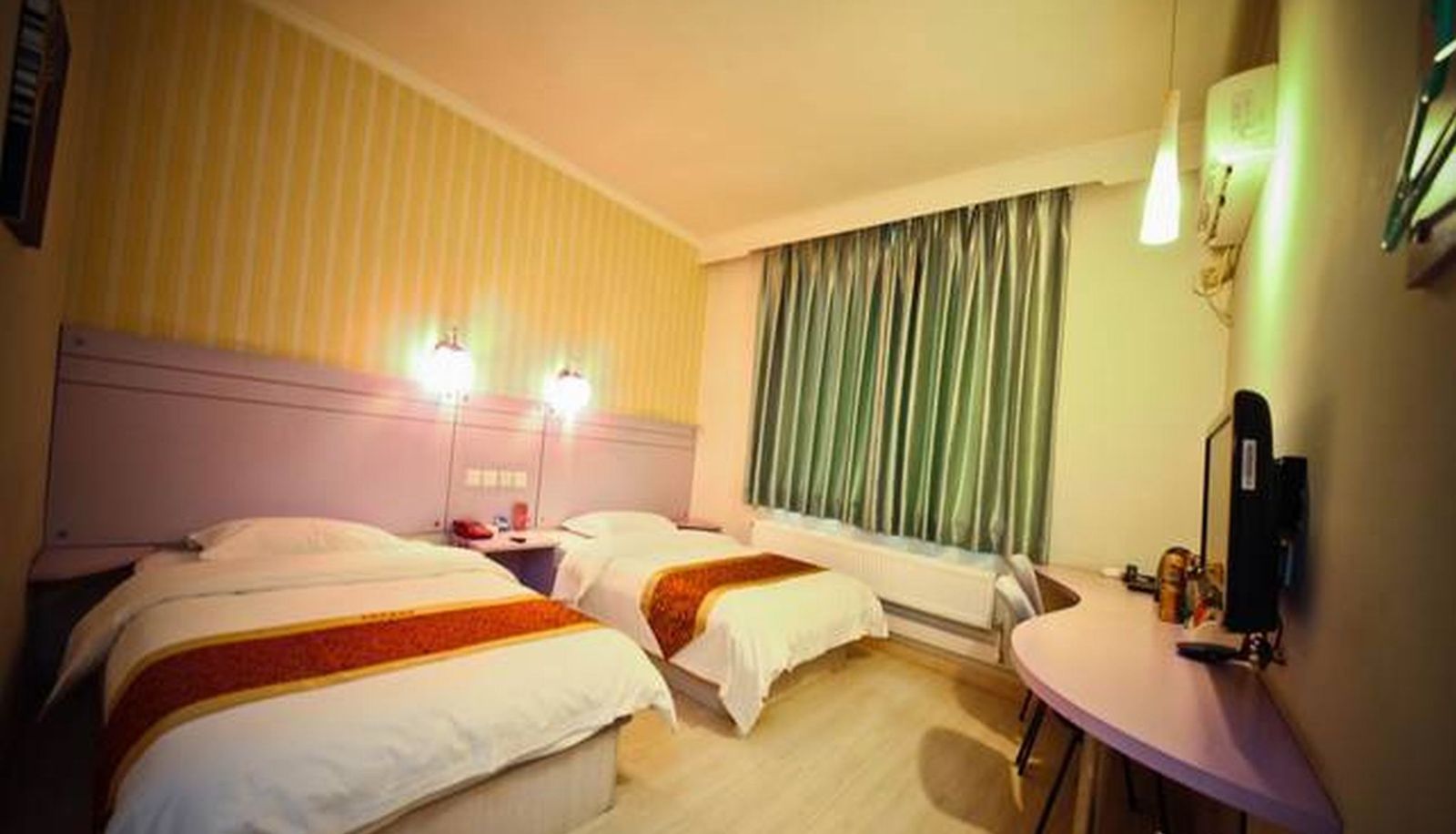 Interior del hotel - Ya'an Shangji Hanjia Hotel