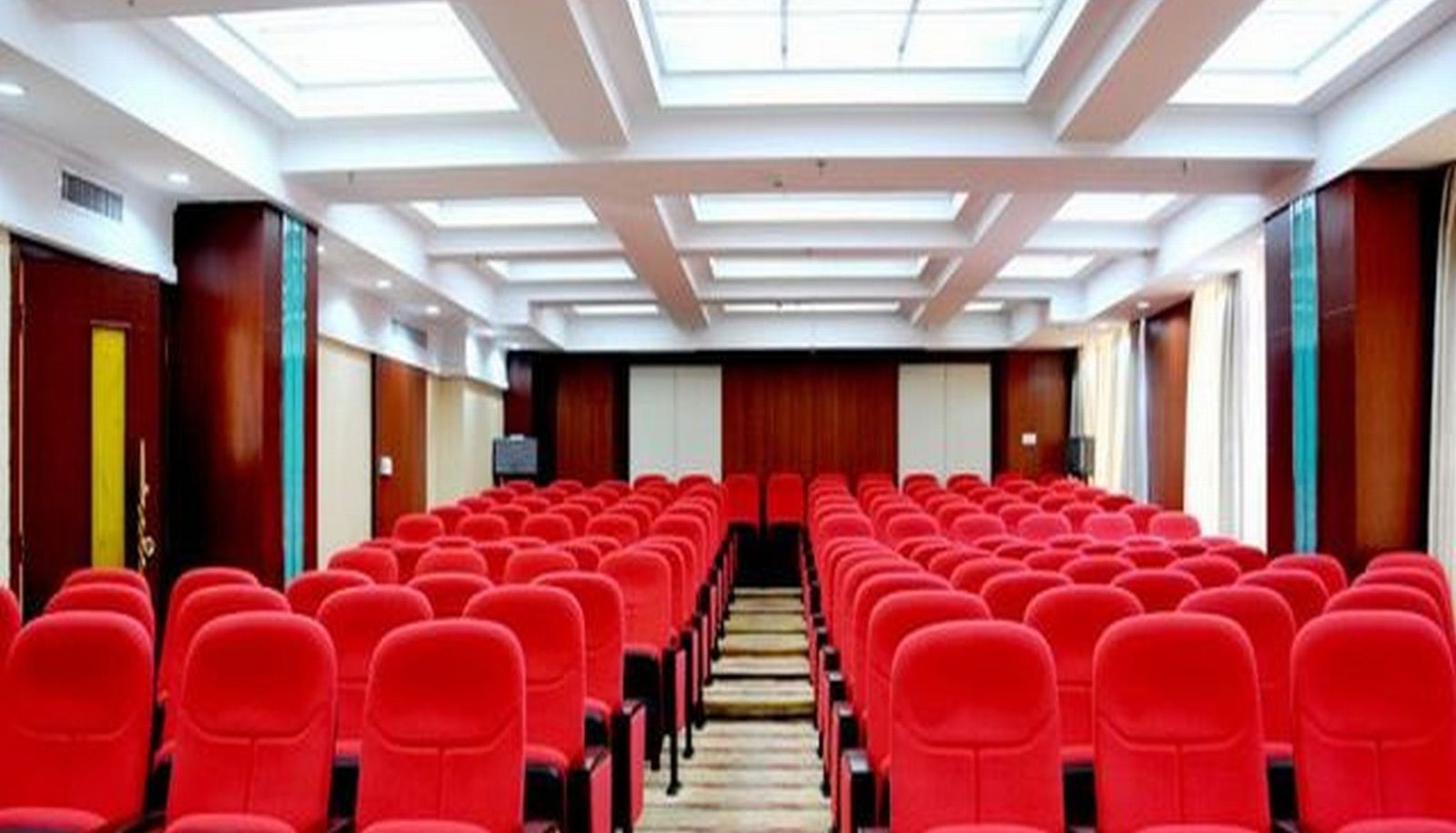 Interior del hotel - Maoming Li Jing Hotel