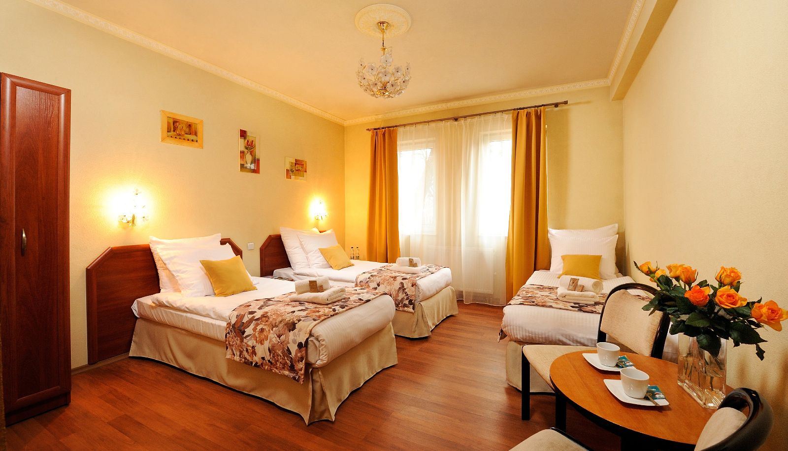 Chambre triple - Garden Park Hotel
