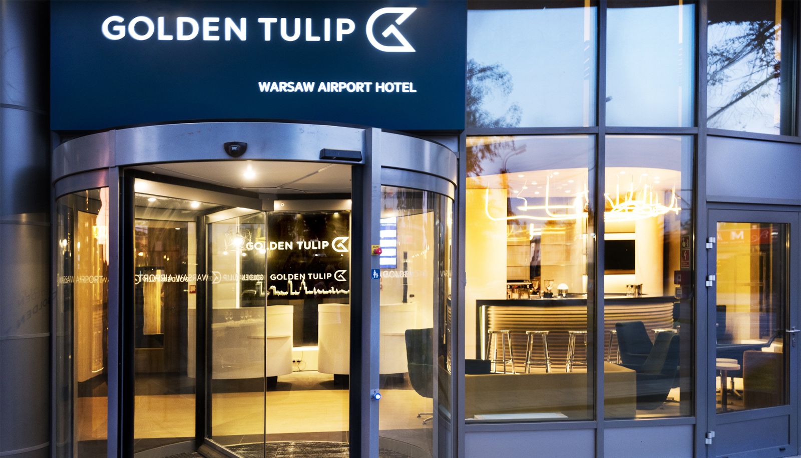 Hotel outdoor area - Golden Tulip Warsaw Airport