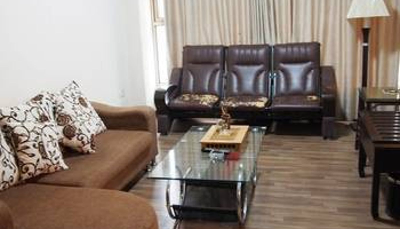 Kamer - Huayu Hotel (Guzhen International Lighting Wholesale Center Store)
