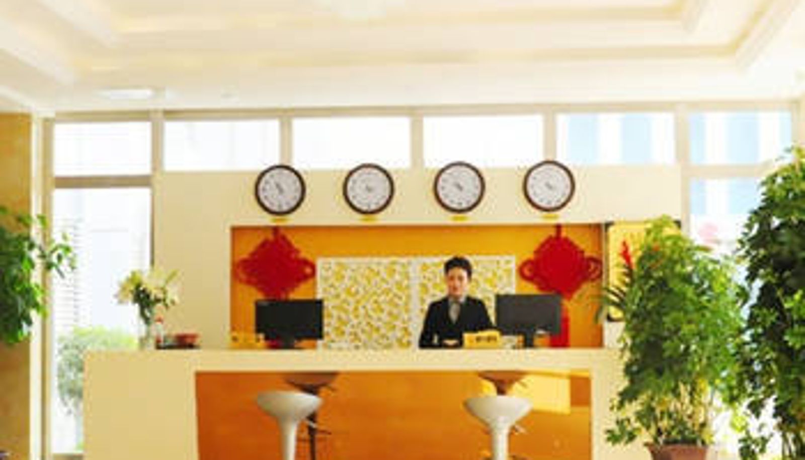 Lobby - Changchen Holiday Inn