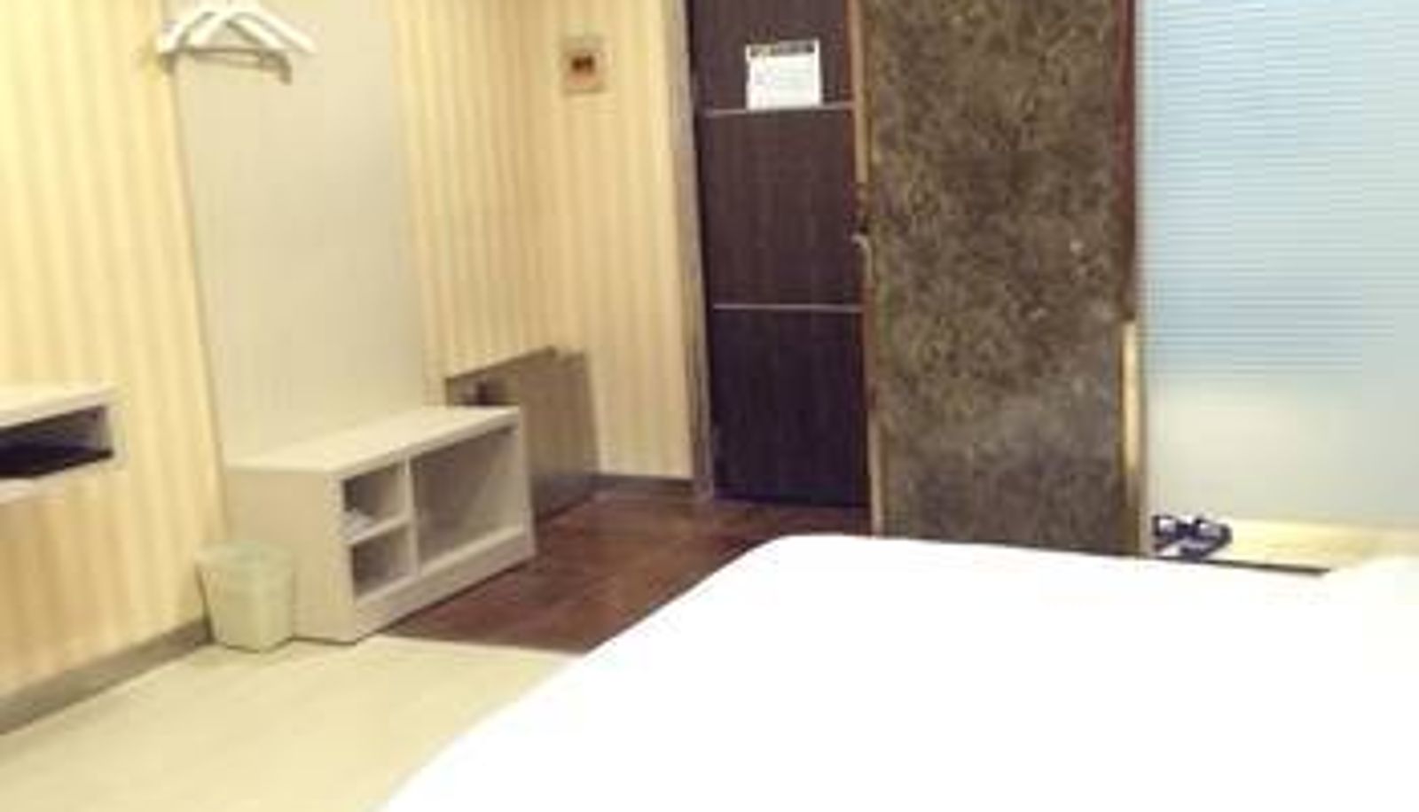 Zimmer - Golden Mango Express Hotel