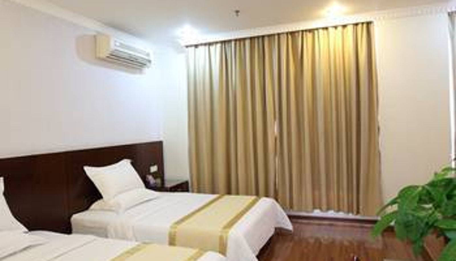 Kamer - Zhongshan Jinyi Hotel
