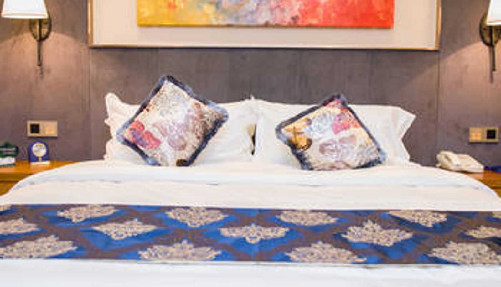 Room - Lousi Hotel