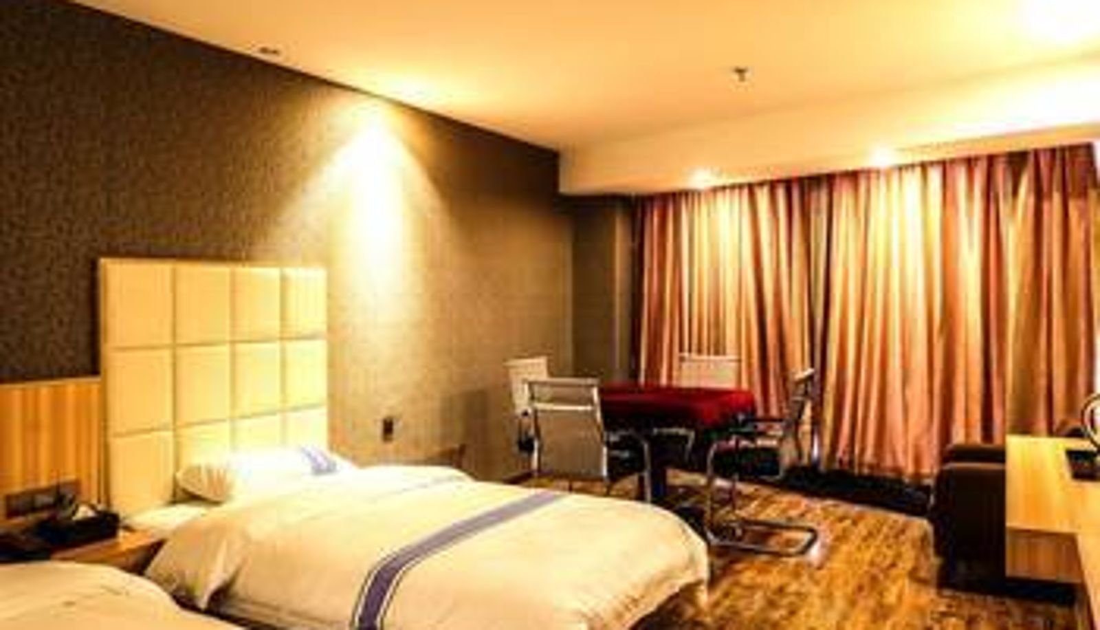 Zimmer - Kailia Hotel (Liuzhou Five Star Commercial Pedestrian Street Branch)