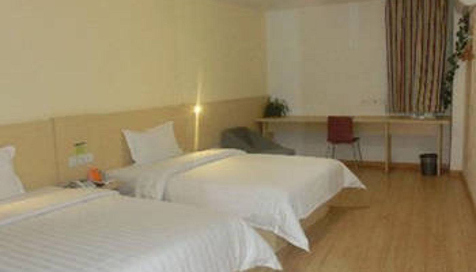 Camera - 7 Days Hotel · Ganzhou Nanmenkou Bubugao Store