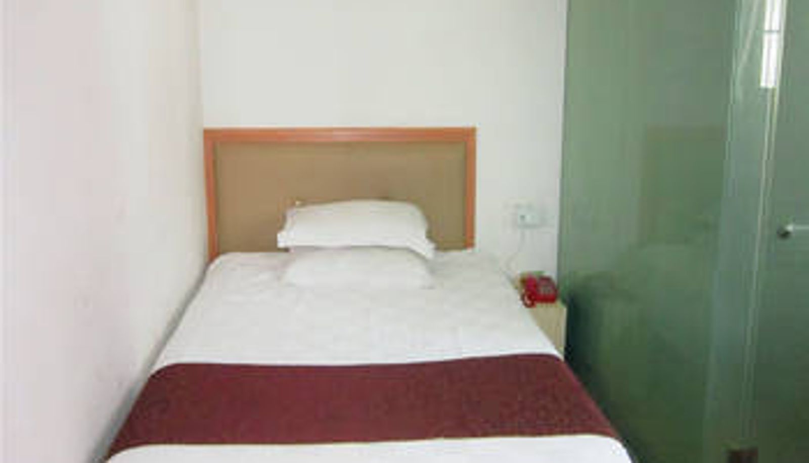 Habitación - South American Hotel (Entertainment City Store)
