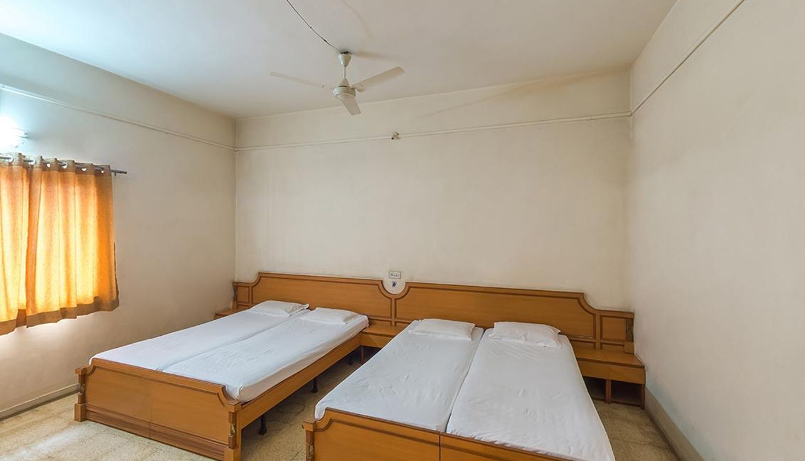 Info - Hotel Shrikamal International