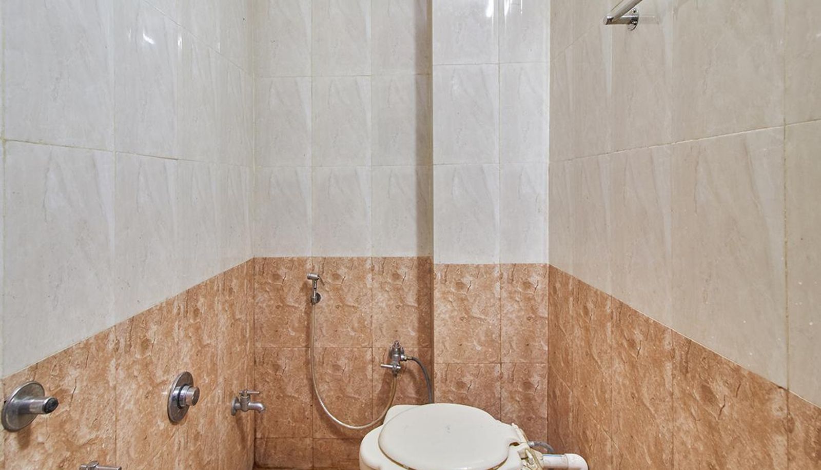 Standard room (double) - Hotel Krishna Palace