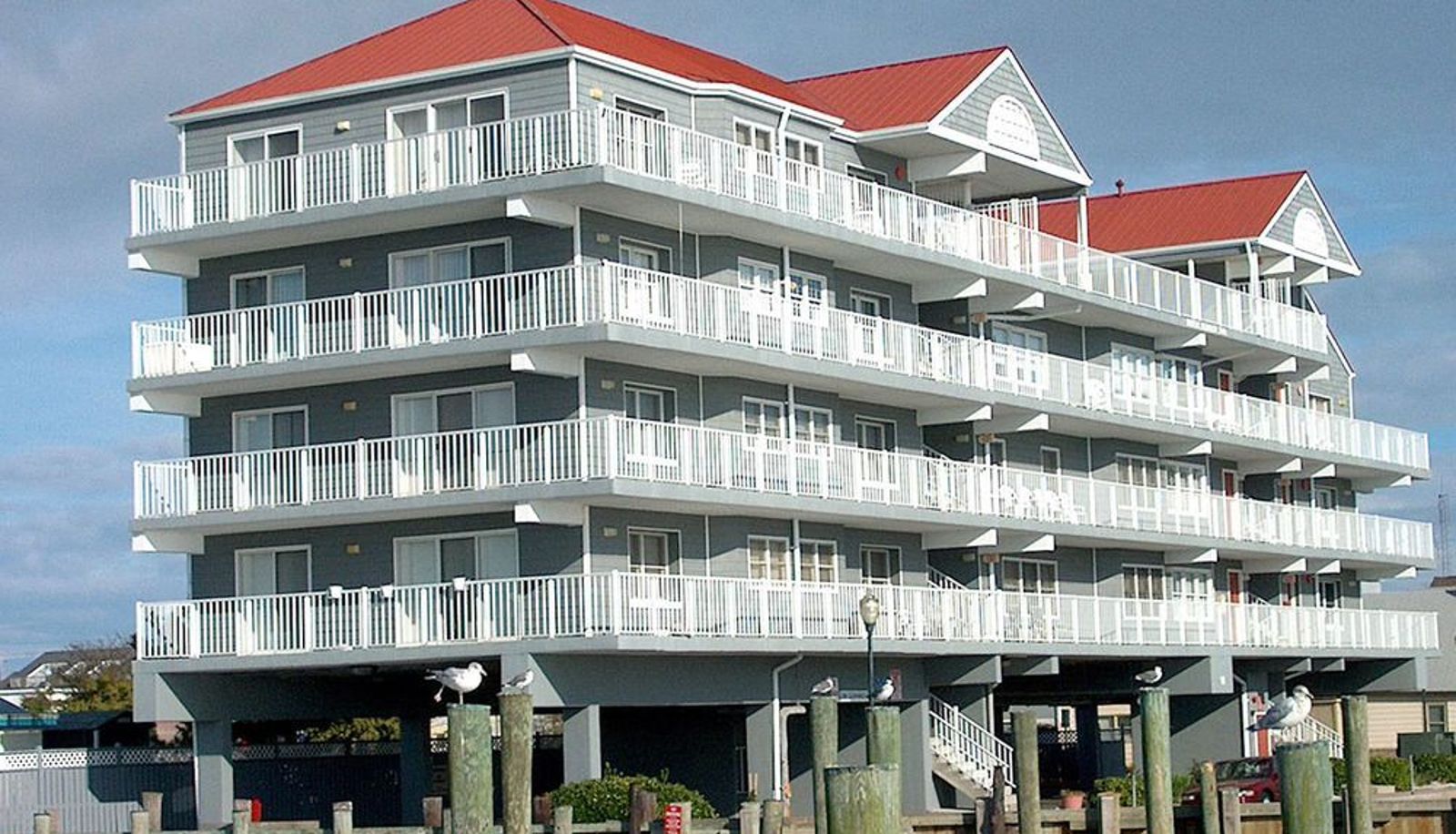 Zewnętrzna część hotelu - White Marlin 304A 1 Br condo by RedAwning