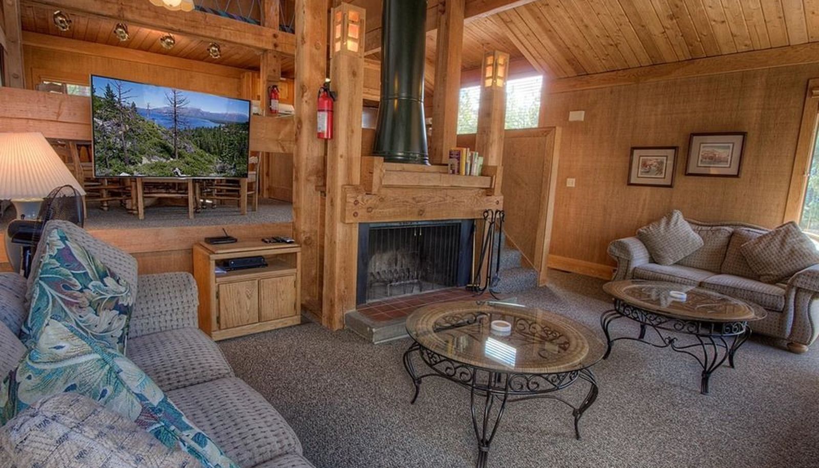 Info - Lake Village Resort 3 Bedroom Townhouse by RedAwning