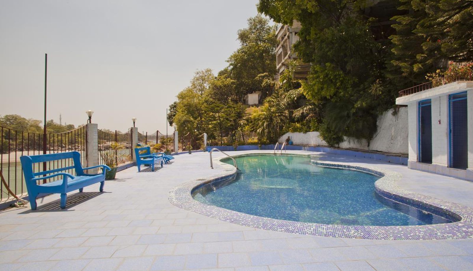 Pool - Rishikesh Ganga Beach Resort