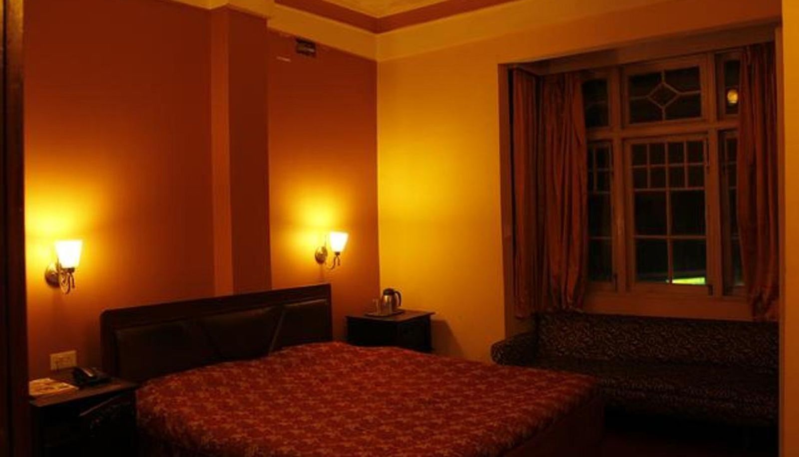 Info - Hotel Pineridge