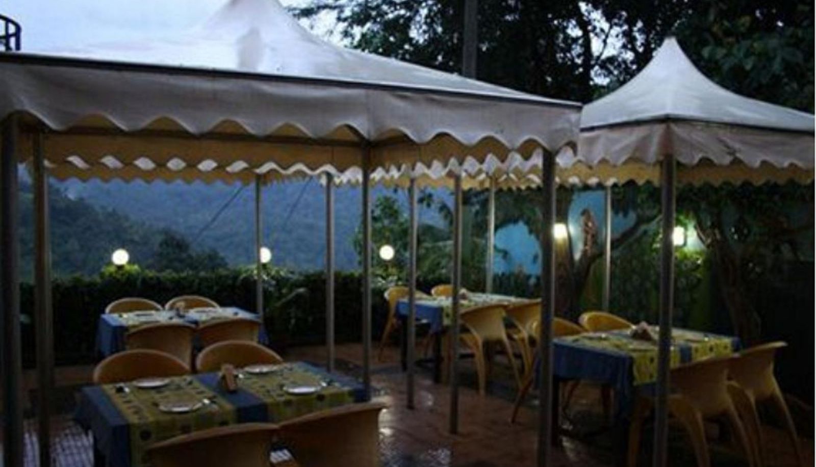 Sala prima colazione all'interno del ristorante - Igloo Nature Resort