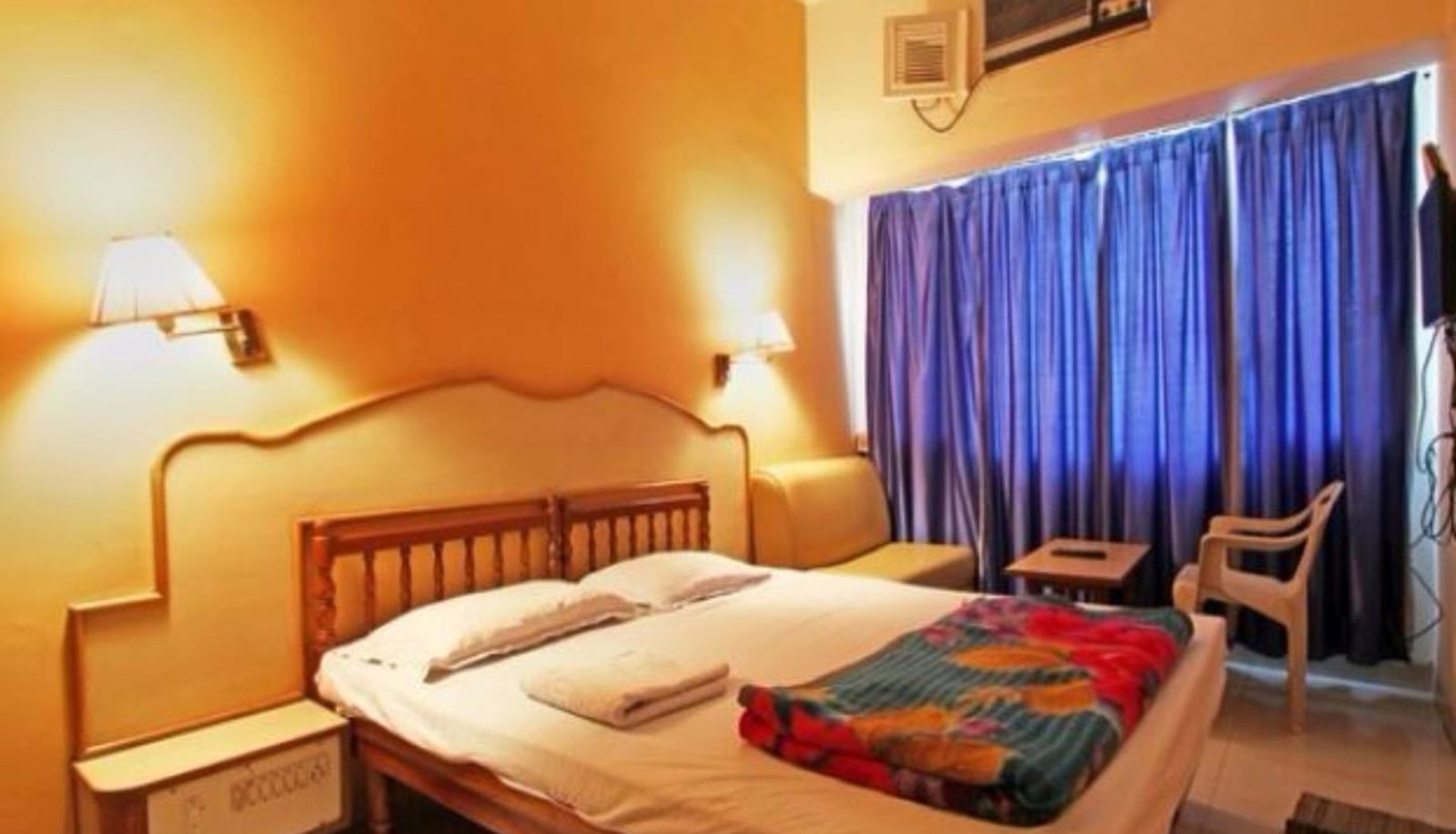 Info - Hotel Samrat