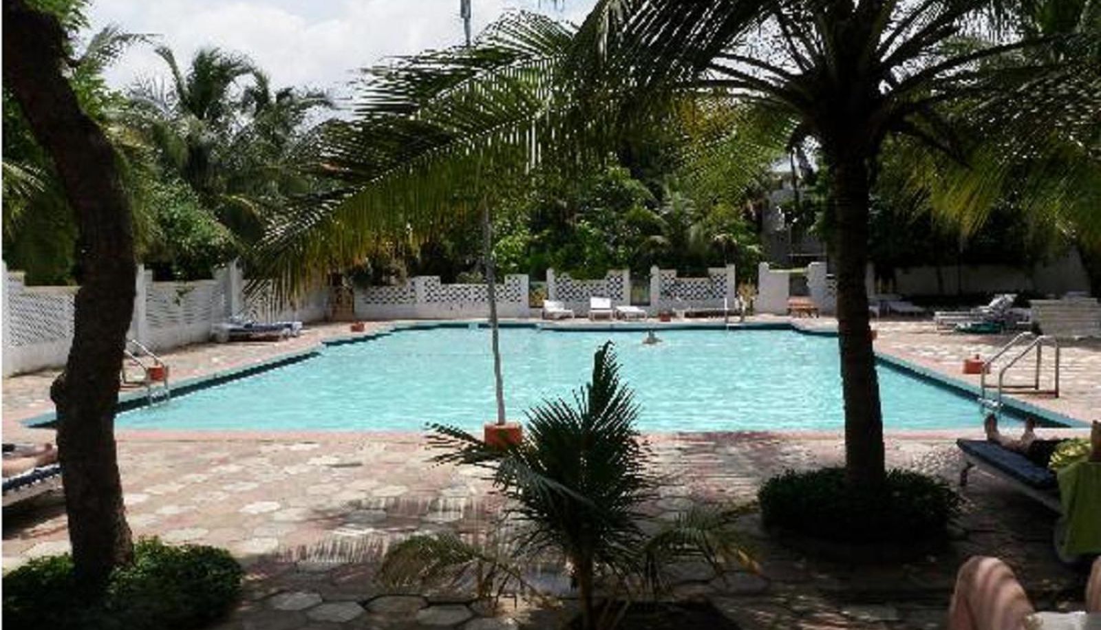 Pool - Hotel Sea Breeze