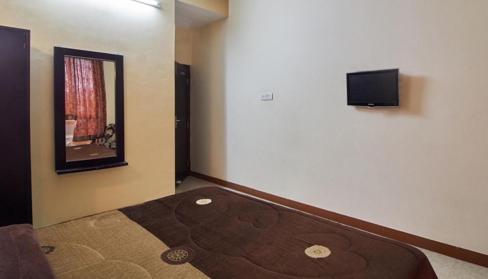 Chambre supérieure (simple) - Hotel Vatsalya