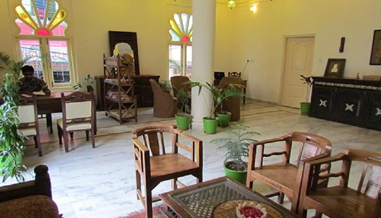 Breakfast room within the restaurant - Hotel Pratap Bhawan