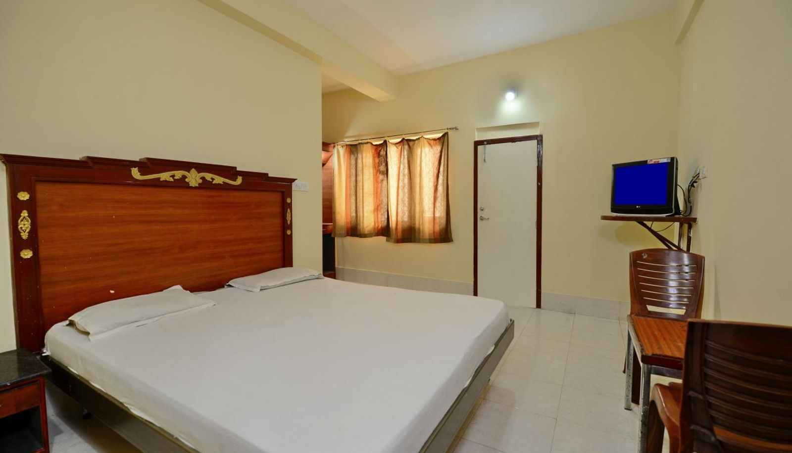 Info - Hotel Maa Kamakhya