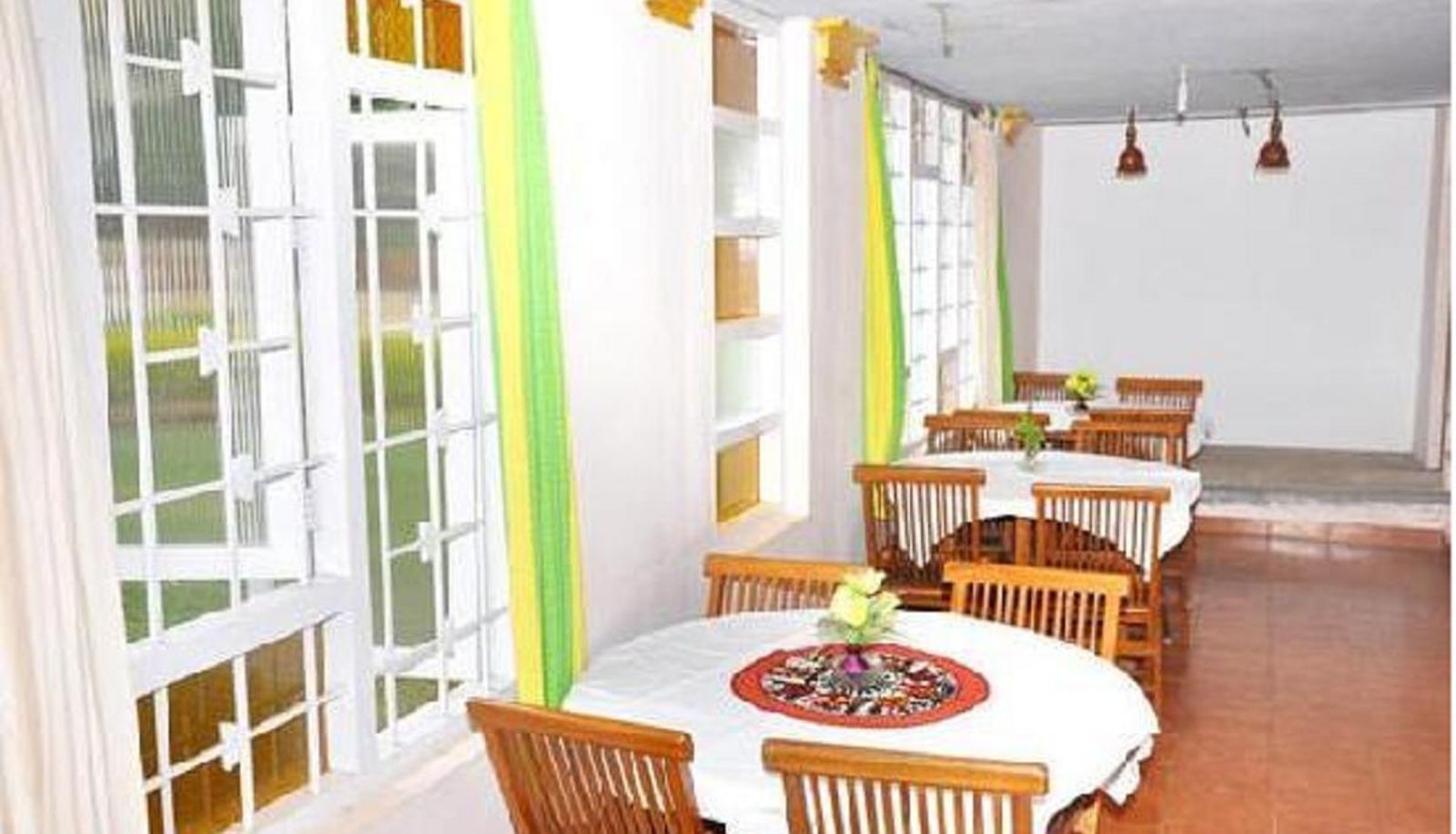 Frühstücksraum innerhalb des Restaurants - Clifton Resorts