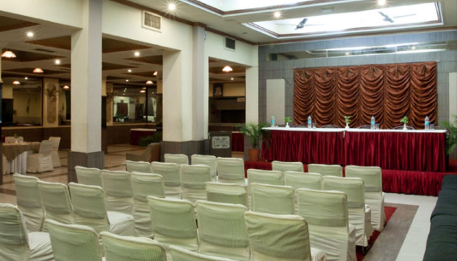 Info - Hotel Surya Royal