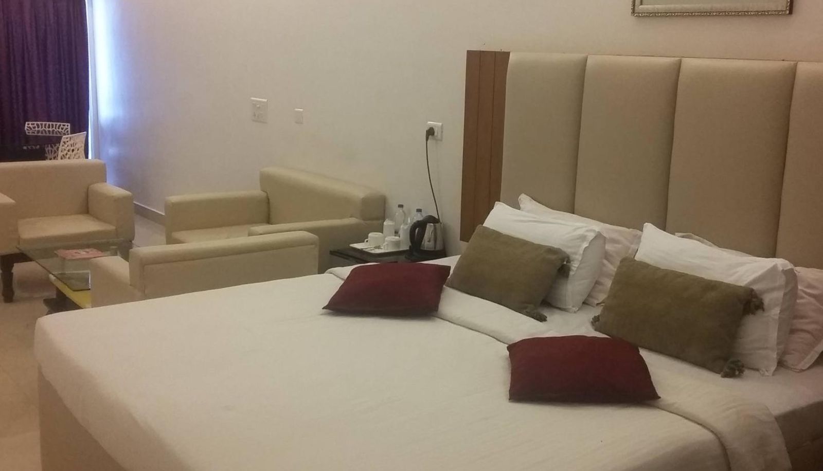 Info - Mascot Beach Resort