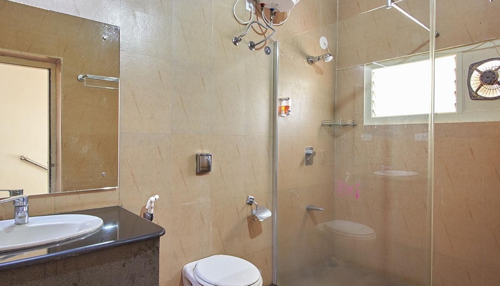 Standaardkamer (tweepersoons) - Bota Royal Luxury Suites