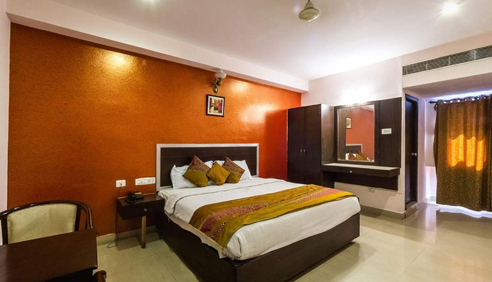 Info - Hotel Sai Ratna Residency