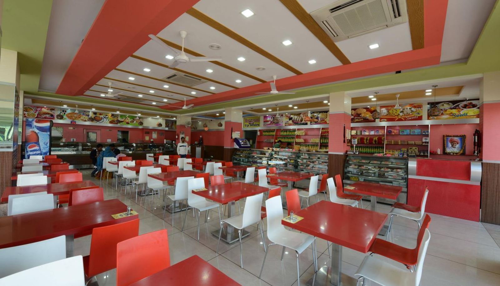 Info - Hotel Heeralal