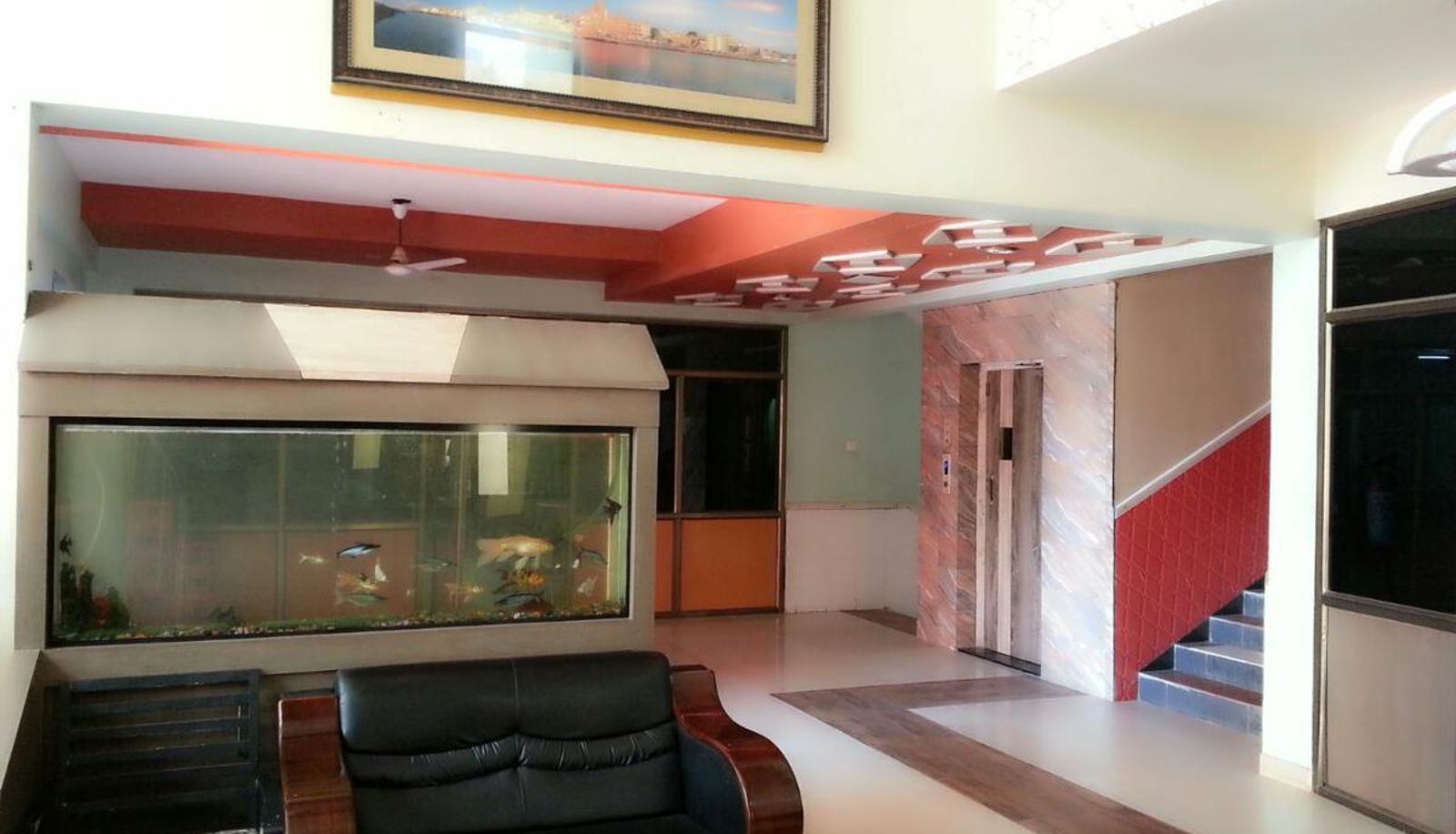Hall - Hotel Gomti