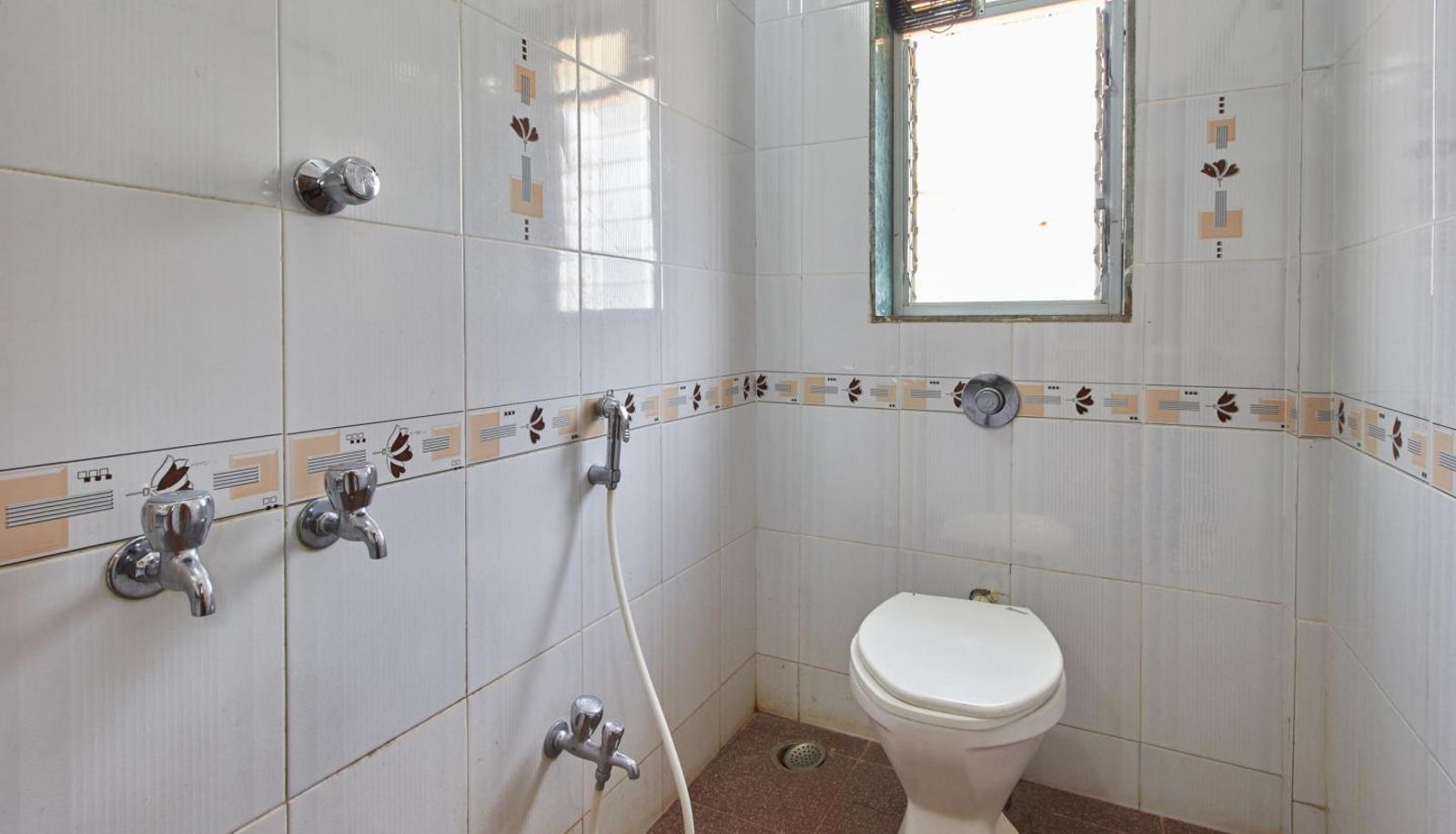 Superior room (single) - Chaitanya Resort