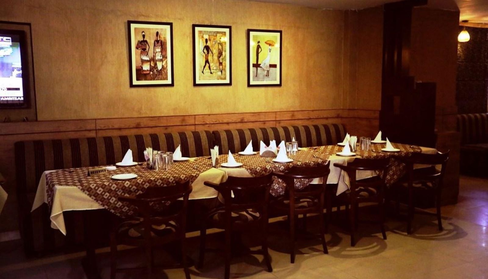Breakfast room within the restaurant - Hotel Grand Park