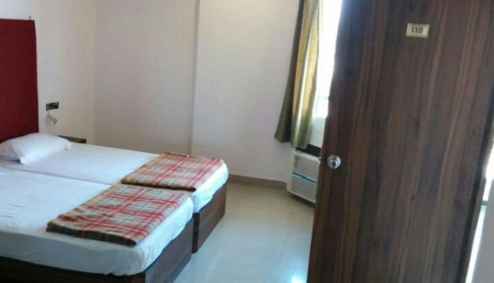 Standardzimmer (Doppel) - Jai Guru Hotel