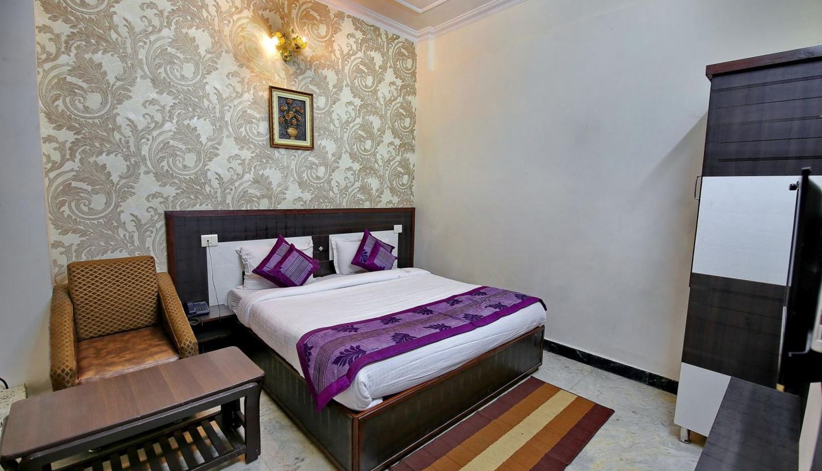 Info - HOTEL ATITHI