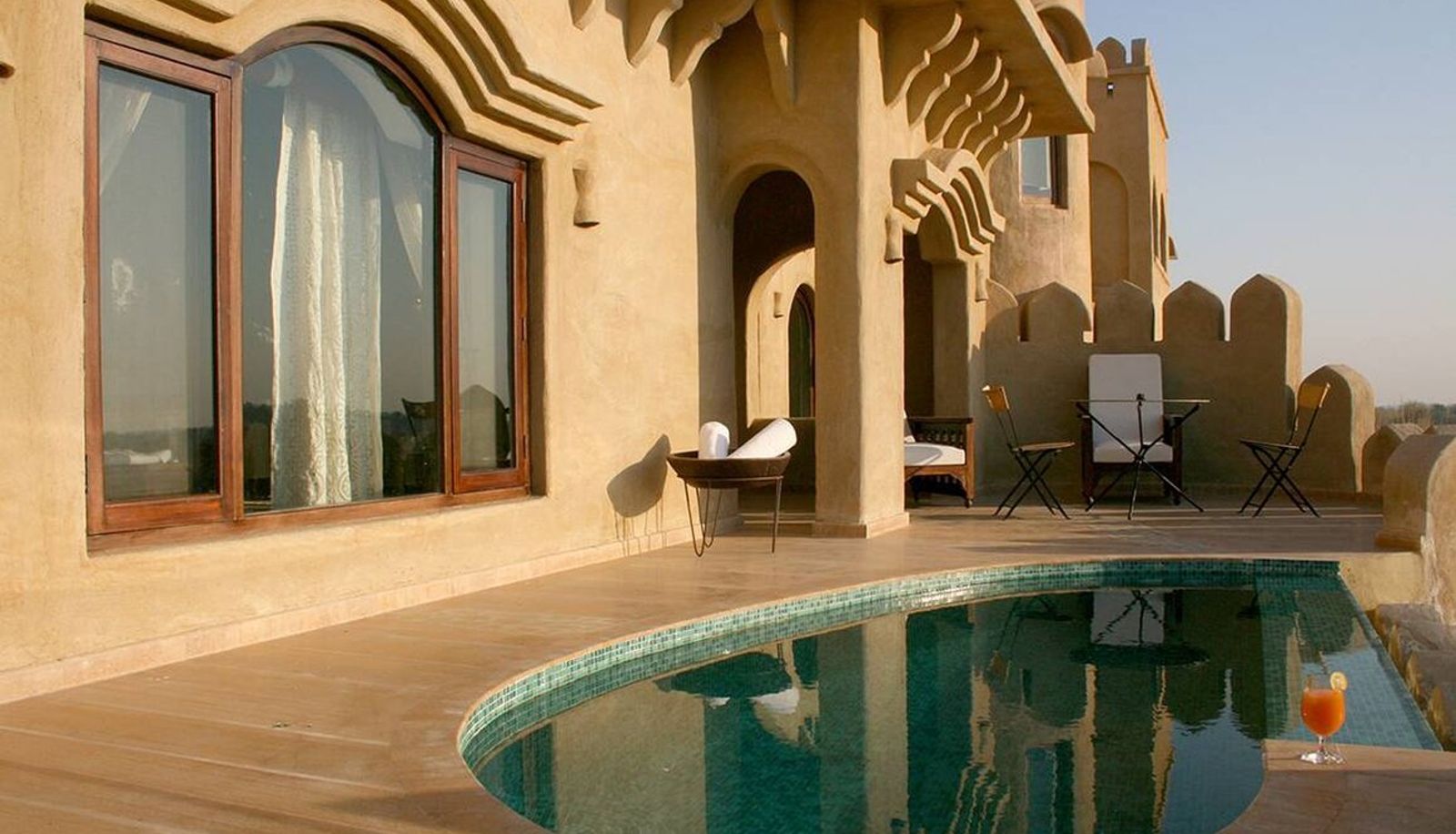 Piscina - Mihir Garh