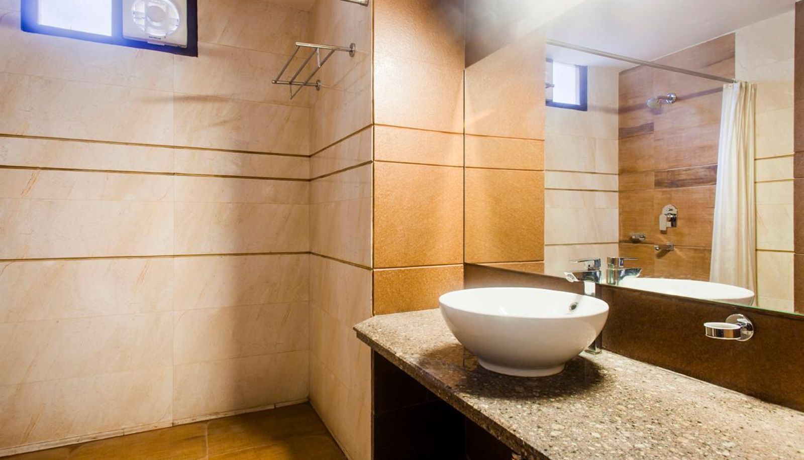 Info - Jai Jawan Hotel