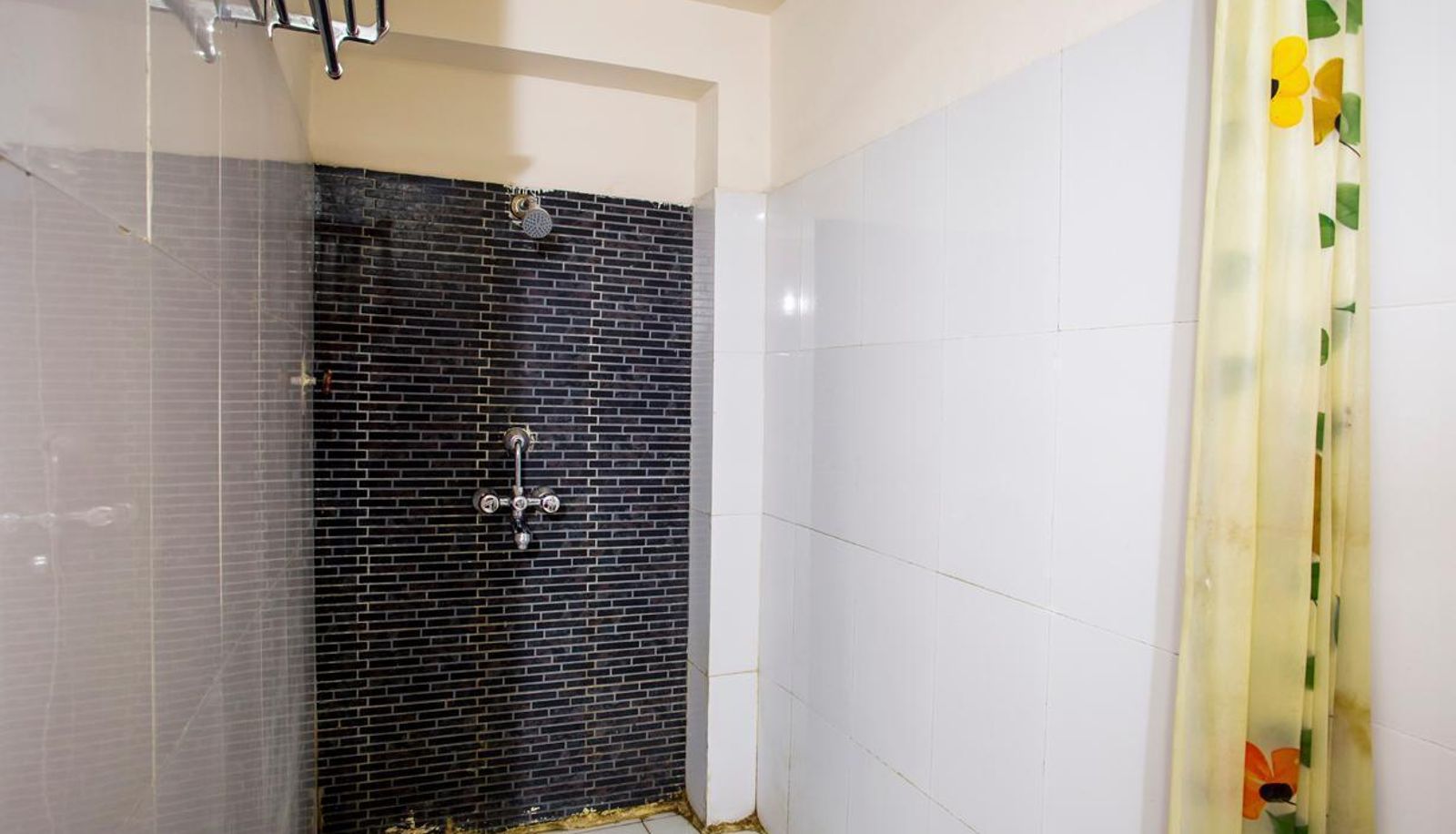 Info - Hotel Meera Inn