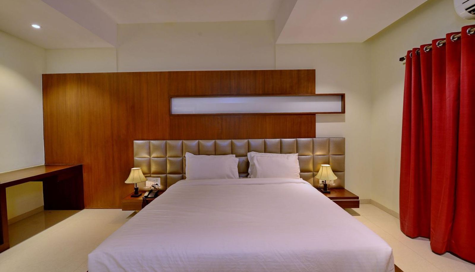 Info - Hotel Mahendra