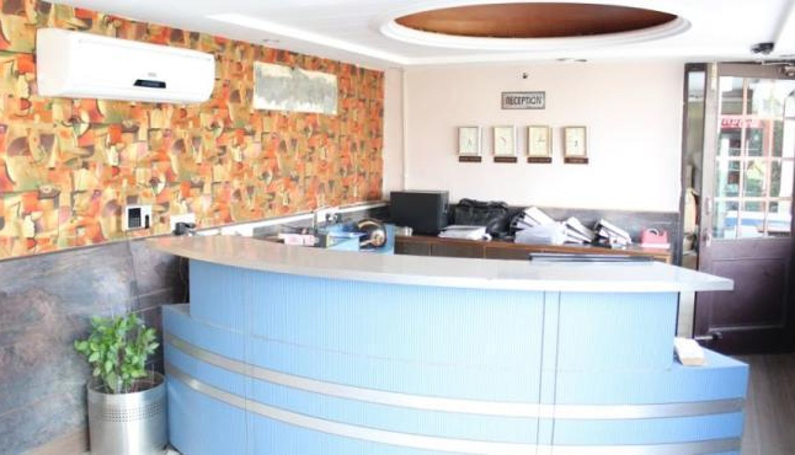 Info - Amrapali Resorts