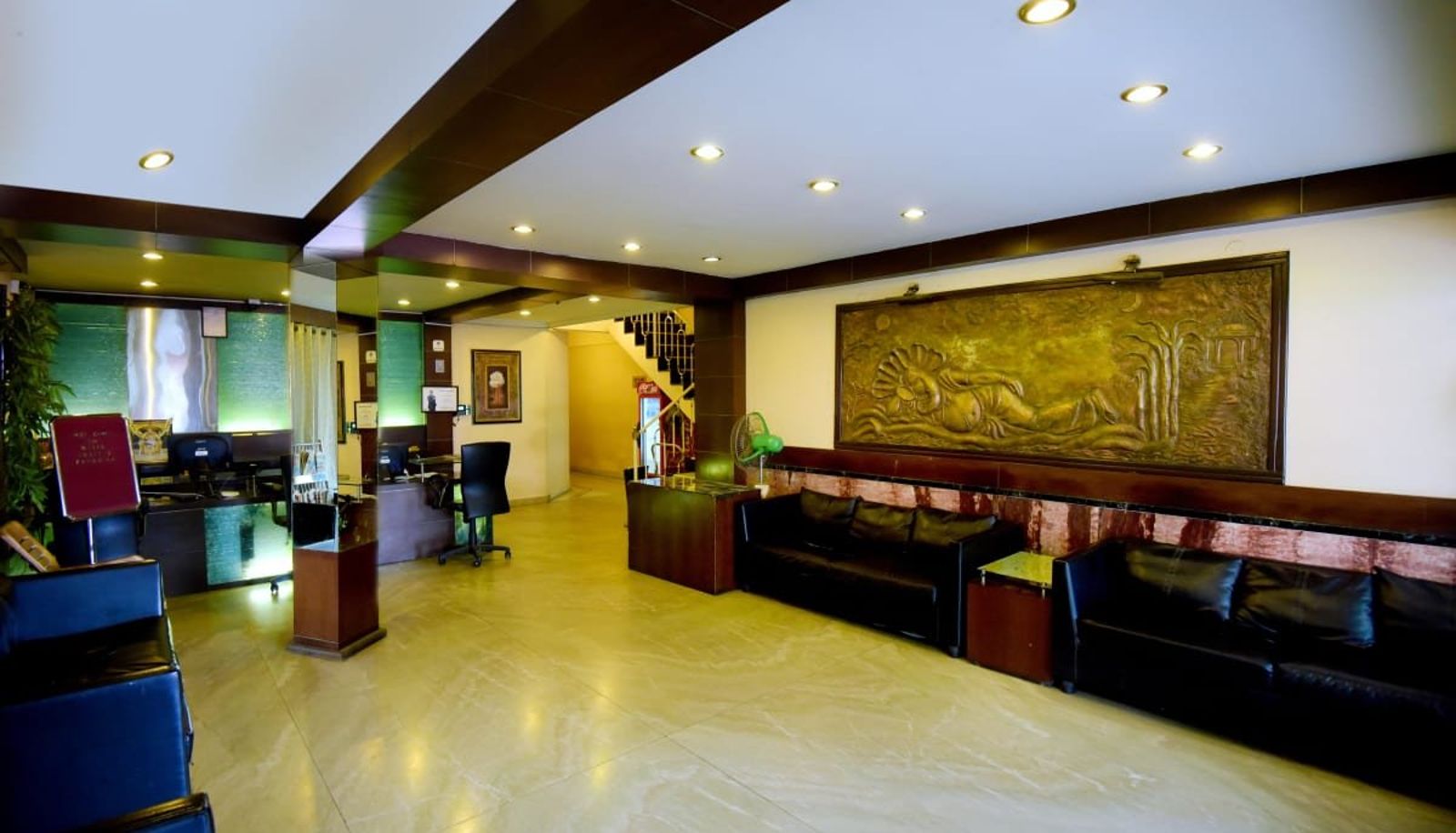 Hall - Shastri Paradise