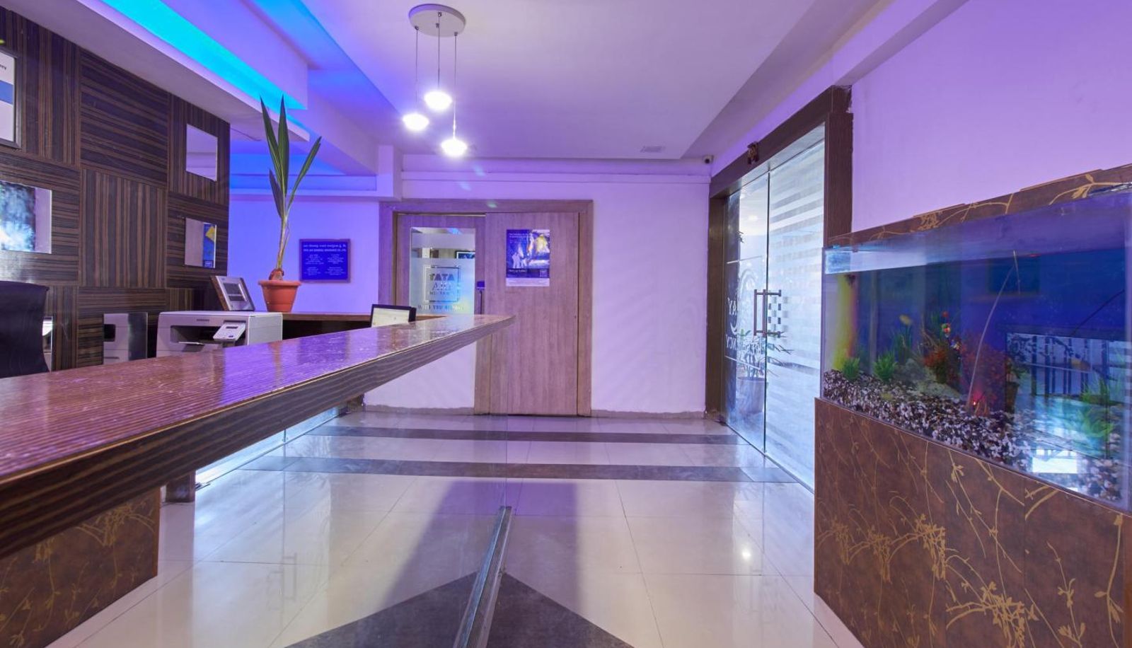 Info - Hotel Midway Residency