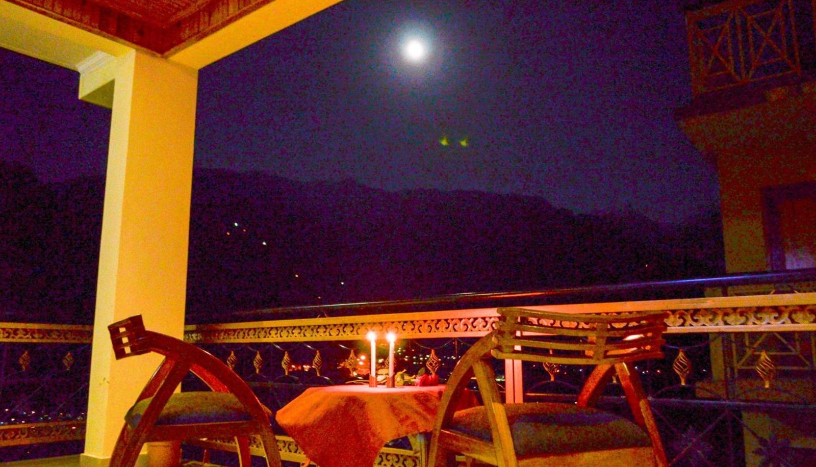 Info - Pause At Manali