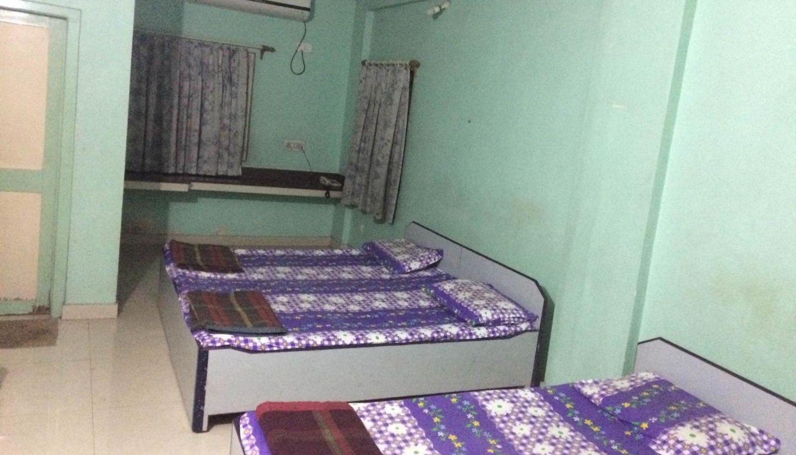 Info - Hotel Somnath