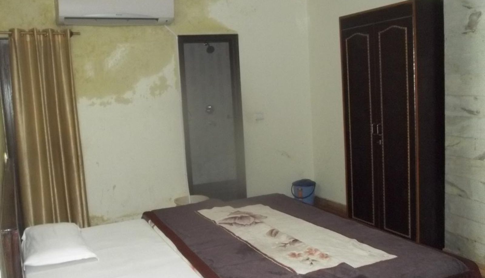 Info - HOTEL OBEROI