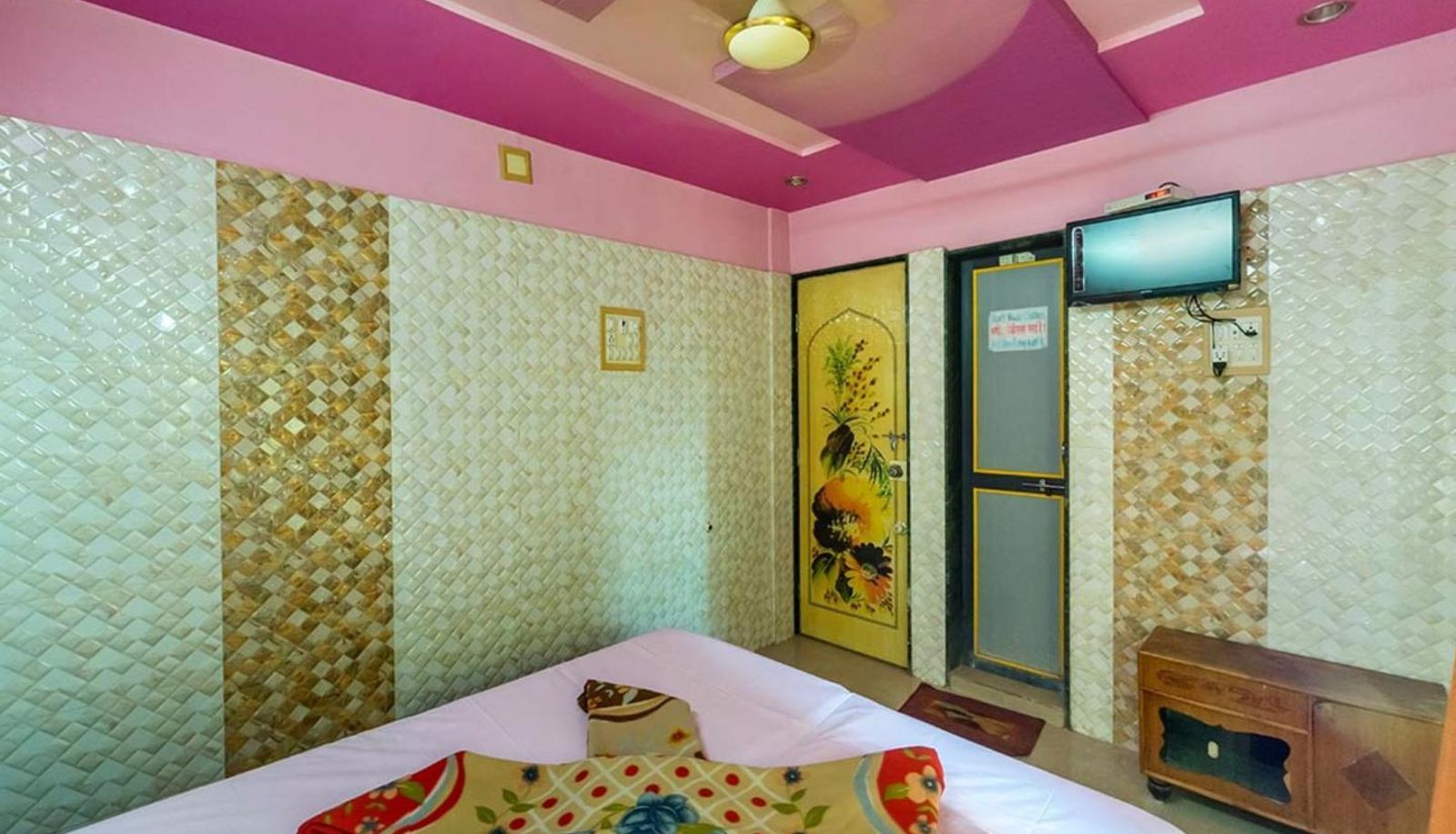 Info - Hotel Joshi